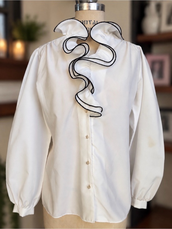 Laura Mae Tops - Vintage 1980s Ruffle Front Blouse White Black Victorian Romantic